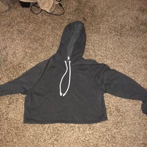 Cropped hoodie